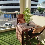 Centre Port,piscine Et Parking Sous Terrain * Agde