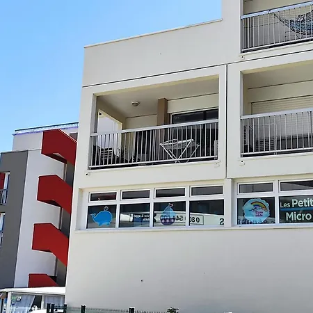 Διαμέρισμα Centre Port,piscine Et Parking Sous Terrain *